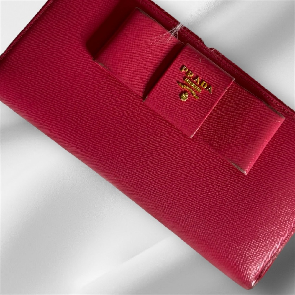 PRADA Saffiano Fiocco Bow Zip Around Long Wallet in Peonia. Pre-Loved